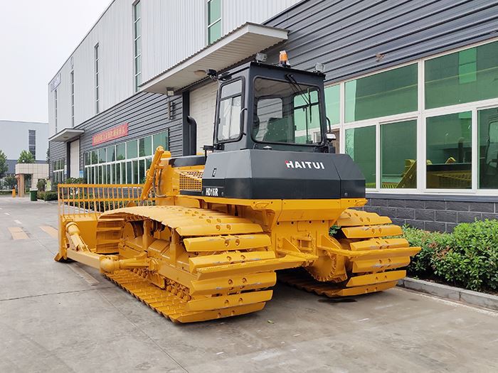 Waste Bulldozer HD16R 07